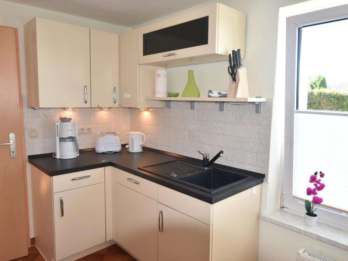 Modern Bungalow In Kroepelin With Garden Villa Room photo